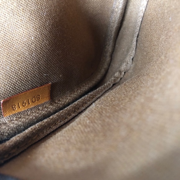 SOLD - Picture 4 of 8